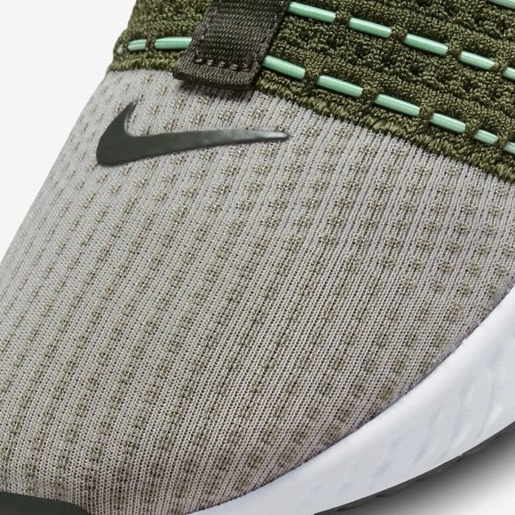 Nike React Phantom Run FLYKNIT 2 Rough Green Shoe DX2311-300 Mens New - Picture 7 of 8